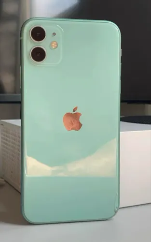 iPhone 11