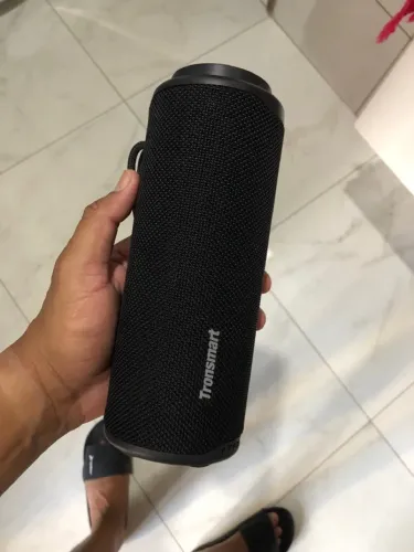 Caixa Tronsmart T9