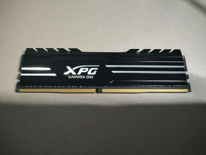 Memória DDR4 8GB 3200MHz
