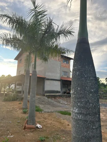 Chácara 15 mil metros com casa grande