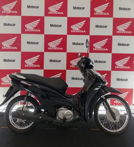Honda Biz 125 ES.