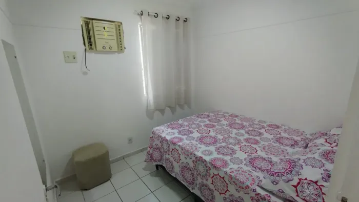 Dividir apartamento no Residencial Jatiúca 2, 1000 reais mensais com internet
