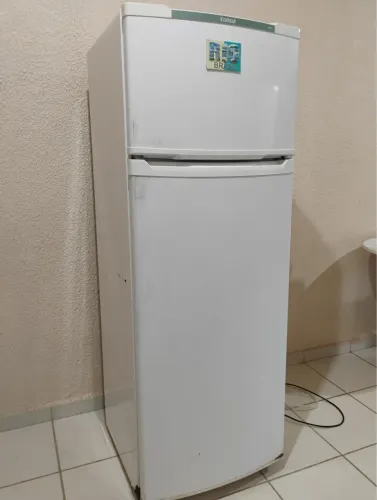 Vendo geladeira cônsul
