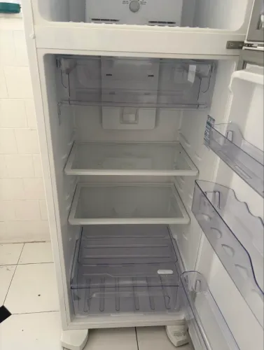 Geladeira Electrolux Frost Free - Excelente Estado!