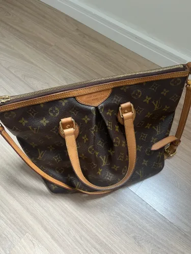 Linda Bolsa Louis Vuitton - Palermo