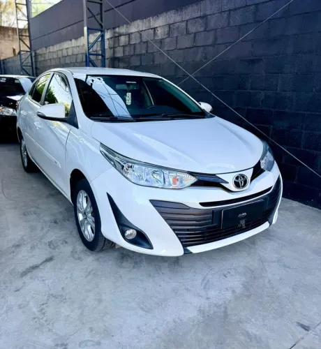 Toyota Yaris XL Sedan 1.5 Flex 16V 4P Aut. 2019