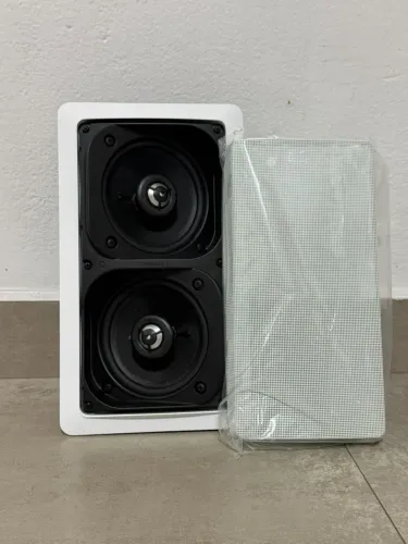 Trio De Caixas De Embutir Definitive Technology UIW LCR 525 - Novas