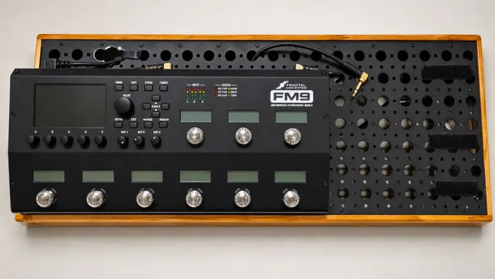 Pedaleira Fractal FM9 Mark II Turbo (mk2)