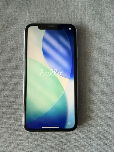 iPhone 11 64GB Branco