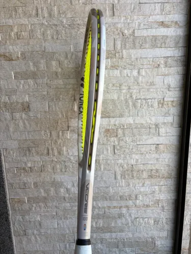 Yonex VCORE 100 L3