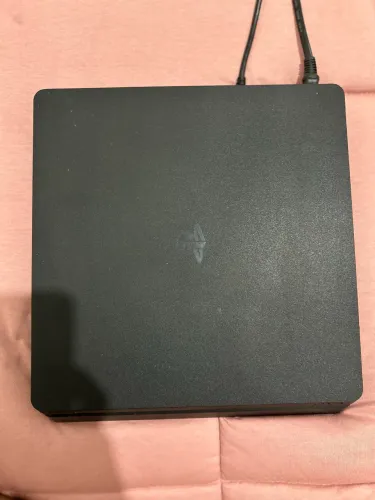 VENDO PLAYSTATION 4