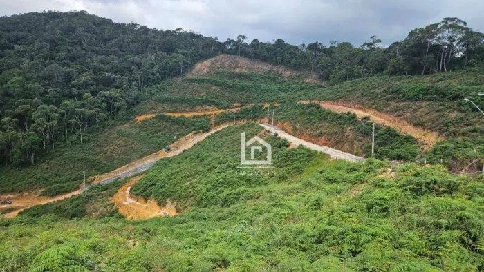 Invista no Melhor de Vargem Alta  Condomínio CastleHill