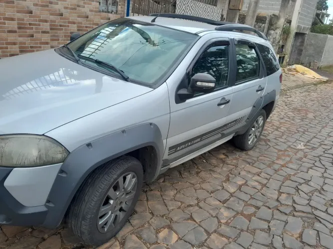 Fiat Palio Weekend Adventure Locker 1.8 Flex 2015