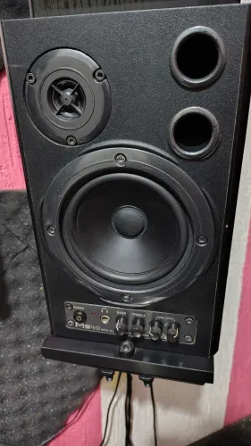 Monitor de referência Behringer ms40 (par)