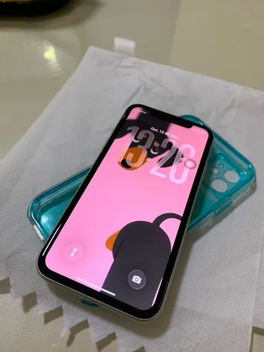 iPhone 11 - 128gb