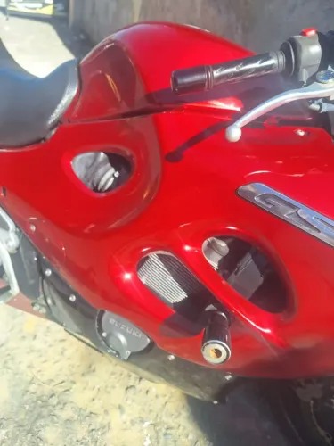 Excelente moto a venda SUZUKI