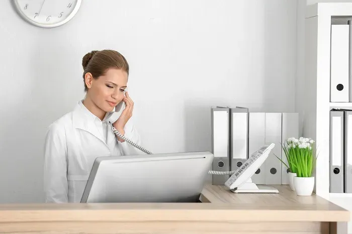 Recepcionista para Clínica Médica