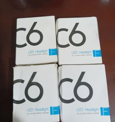 04 Caixas Com 04 Pares Lâmpadas Automotivas Super LED C6 Total De 08 Lâmpadas 