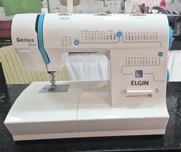 Vendo maquina de costura Elgin