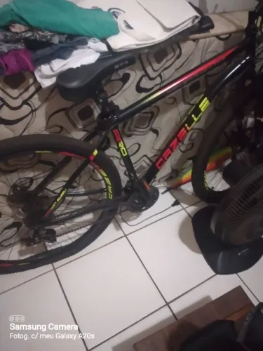 Vendo bicicleta 29 poucos dias de uso com nota fiscal