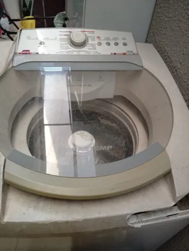 Máquina de lavar roupa