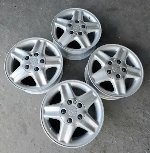JOGO DE RODA ORIGINAL GM ARO 14 ASTRA VECTRA MERIVA CORSA CELTA MONTANA PRISMA ÔNIX