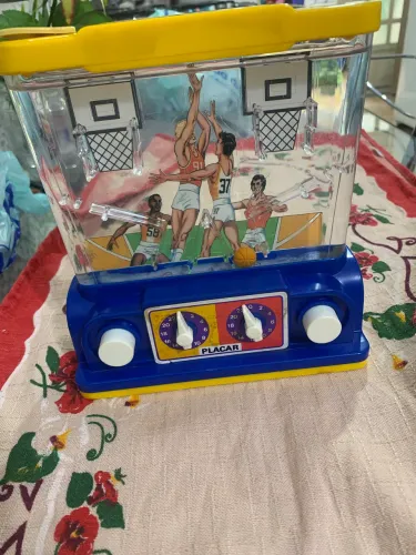 Para colecionador AguaPlay Basquete.