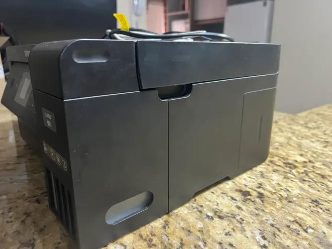 Impressora epson L4160 precisa de revisão