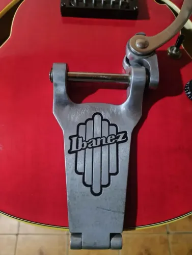 Ponte trêmulo Ibanez (Estilo Bigsby) 