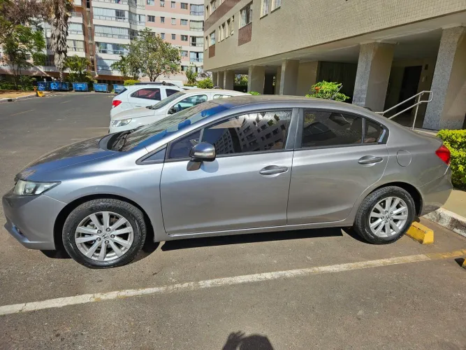 Honda Civic Sedan LXR 2.0 Flexone 16V Aut. 4P 2014