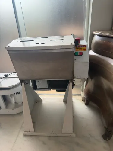 MASSEIRA INDUSTRIAL PANIZ 25 KG