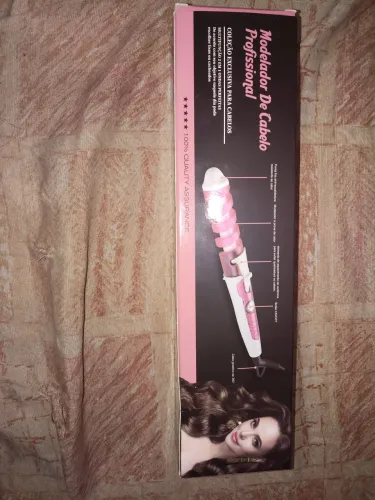 Vendo modeladora de cabelo nova na caixa 