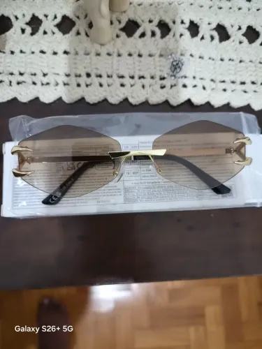 Oculos modelo Cartier