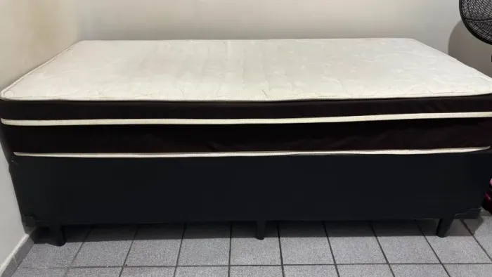 Cama de Solteiro