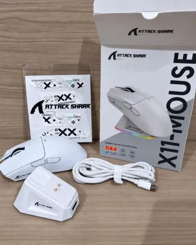 Mouse Gamer Attack Shark X11 Branco + Dock RGB