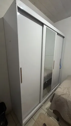 Guarda-roupa Bartira Paris com espelho - 3 portas de correr
