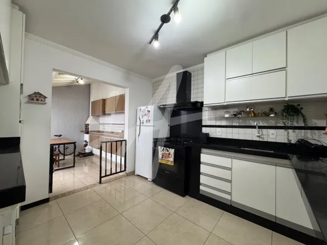Casa com 3 dormitórios à venda, 133 m² - Jardim Bela Vista - Sumaré/SP