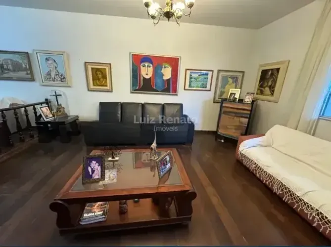 Casa com 5 Quartos e 3 banheiros para locação no Cidade Jardim