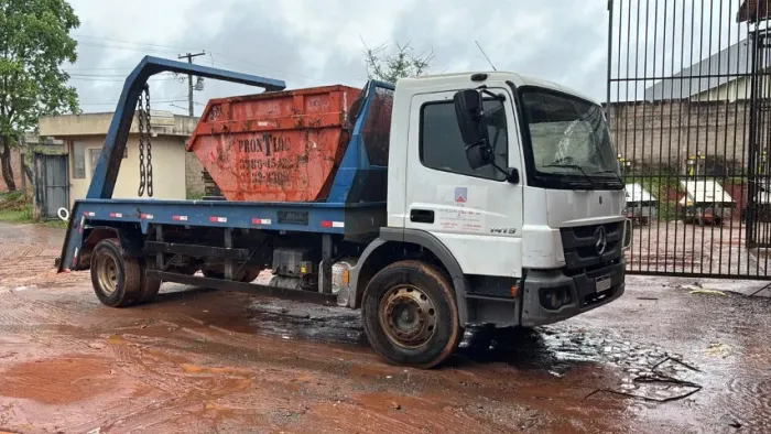 CAMINHÃO POLIGUINDASTE MERCEDES BENS ATEGO 1419