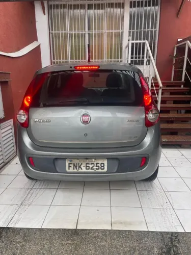 Fiat Palio Essence 1.6 Flex 16V 5P 2014