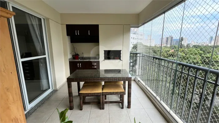 Apartamento com 4 quartos à venda em Cambuci - SP