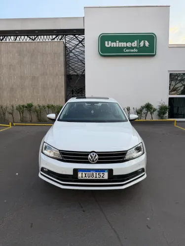 Volkswagen Jetta Highline 2.0 TSI 16V 4P Tiptronic 2016