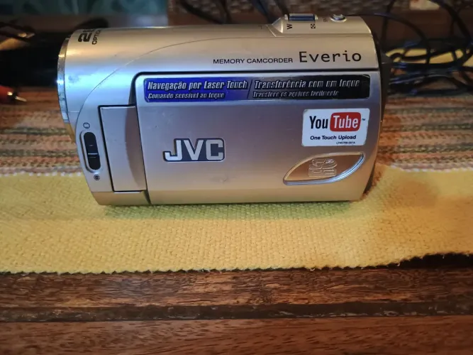 Filmadora JVC Everio 28x (a bateria não está segurando a carga)