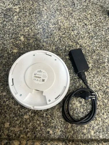 Repetidor de Sinal Wifi Unifi