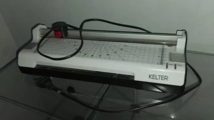 Plastificadora e laminadora