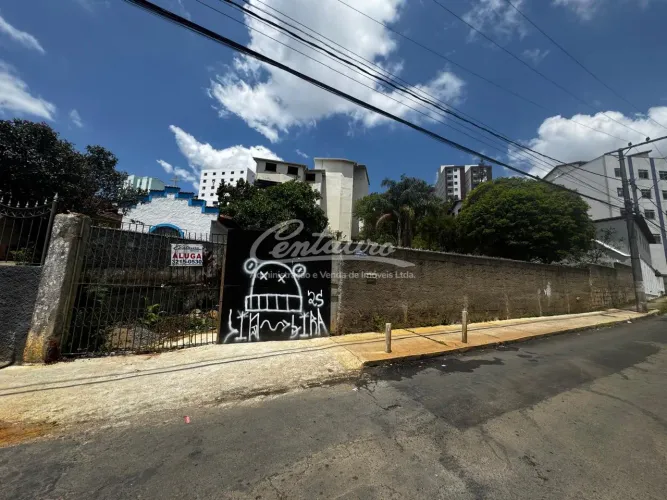 Terreno para locação com excelente localização no São Pedro