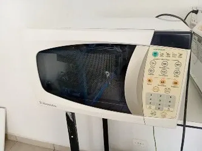 Microondas Electrolux 18 l 127 volts