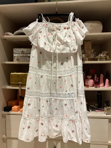 Conjunto Salgunamu Novo Sem Uso Branco Bordado Saia + Cropped