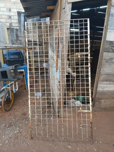 Grande pra porta 165m por 1.0m