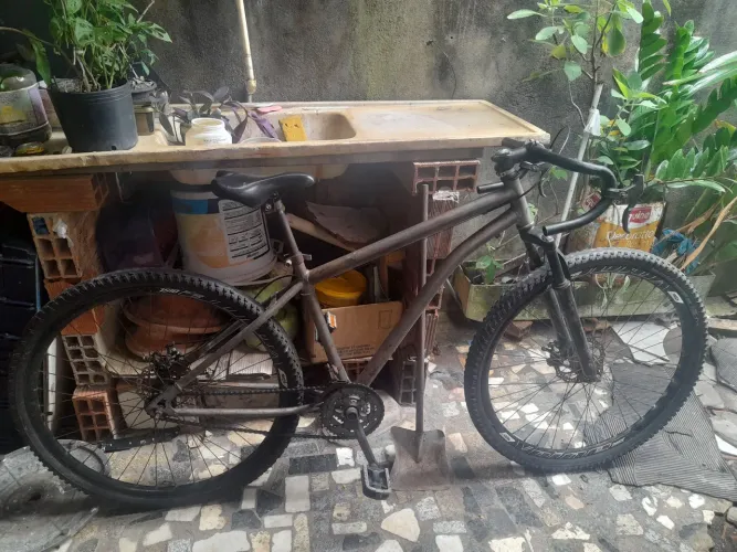 Bake aro 29 só precisa coloca os freios 